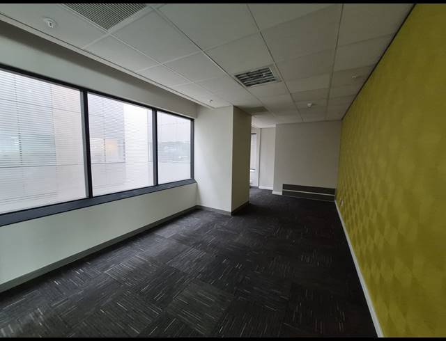 946M² OFFICE TO LET IN SANDTON CENTRAL
